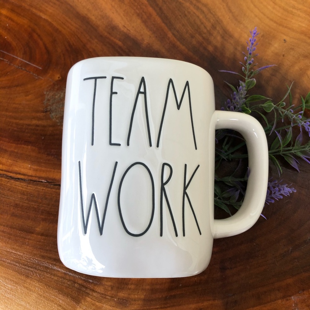 Rae Dunn “TEAM WORK” mug